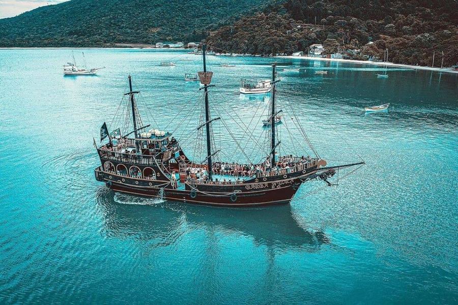 Barco Pirata na Ilha de Santa Catarina